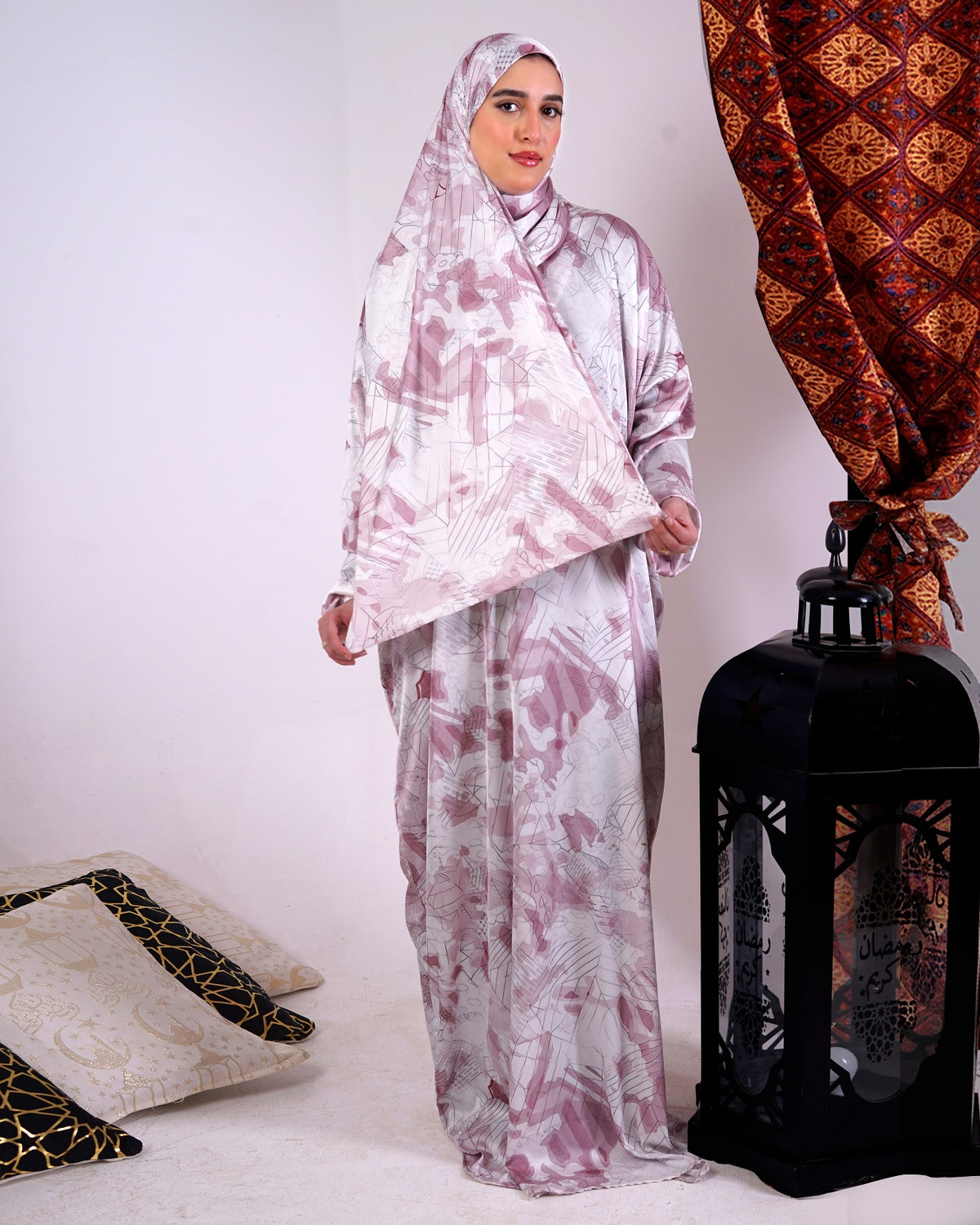Rose Satin Isdal