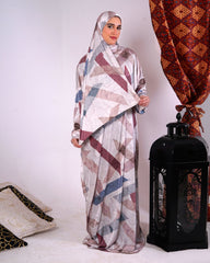 Graceful Satin Isdal
